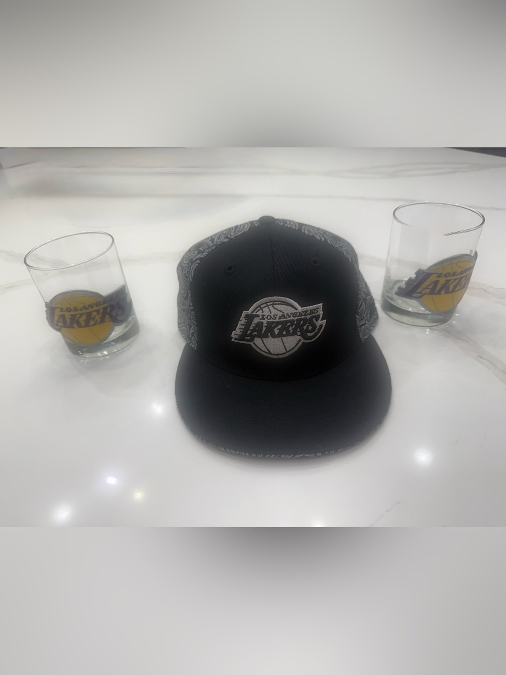 Los Angeles Lakers Glass Set with Hat
